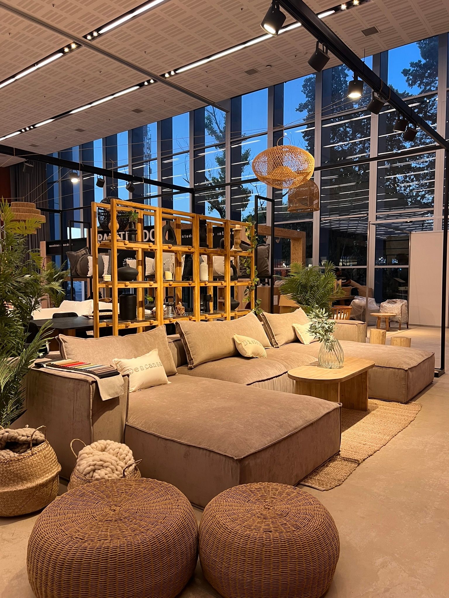 Atlas Home Deco