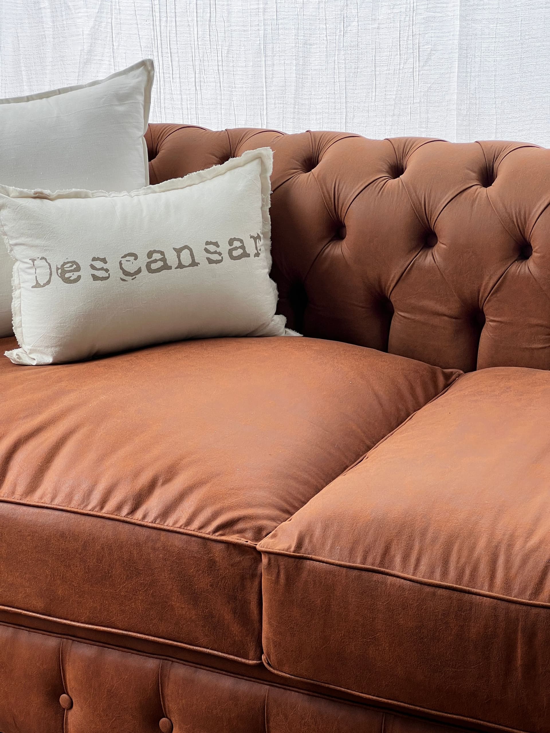 Imágen del producto SOFA CHESTERFIELD 