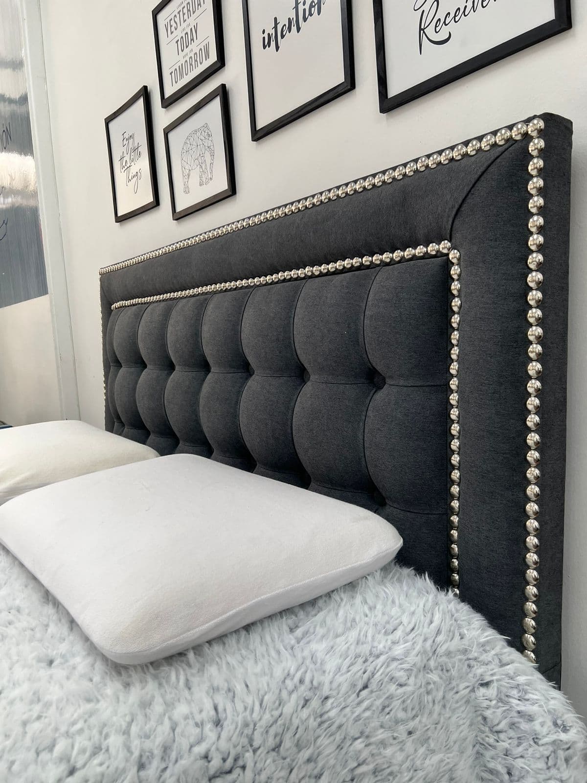 RESPALDO CON MARCO Y TACHAS 