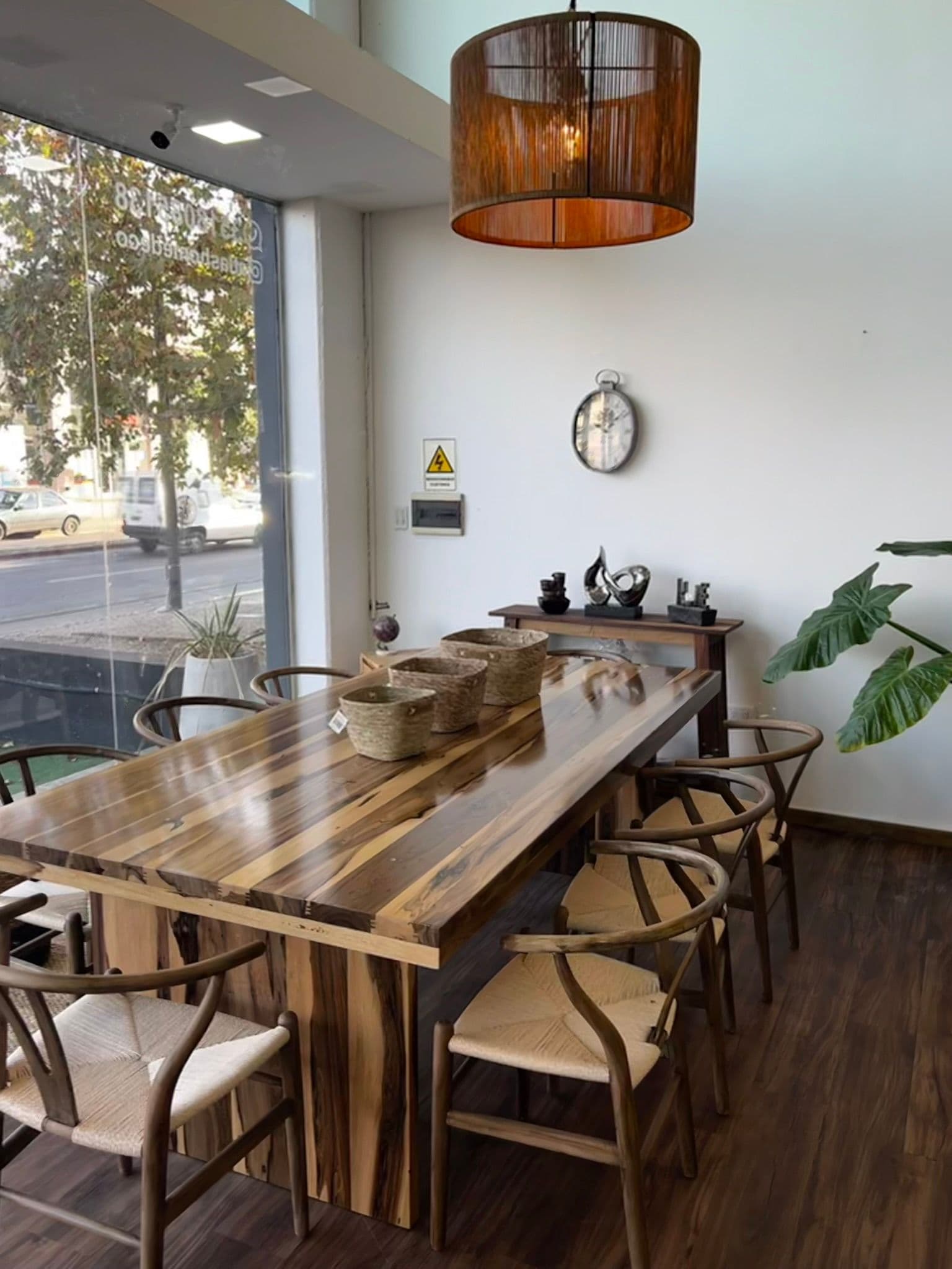 Imágen del producto MESA EN MADERA GUAYUBIRA 250X120