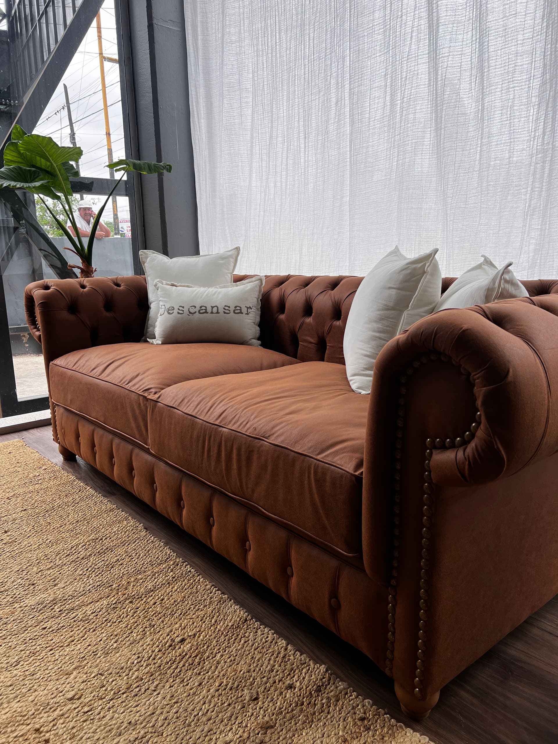 Imágen del producto SOFA CHESTERFIELD 